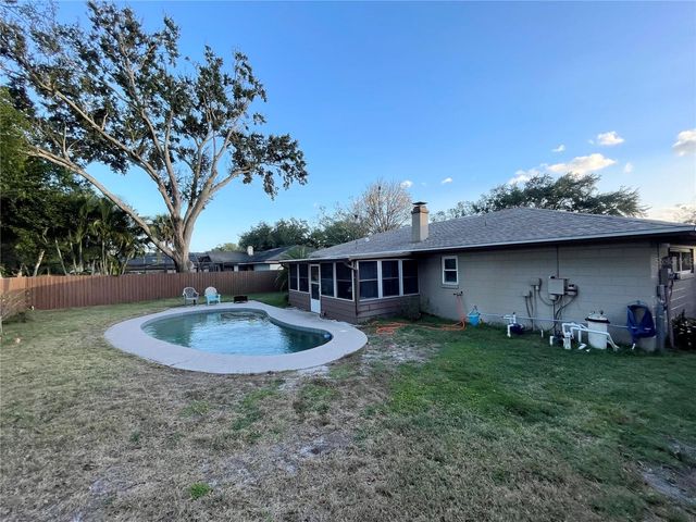 5155 NADINE STREET, Orlando, FL 32807