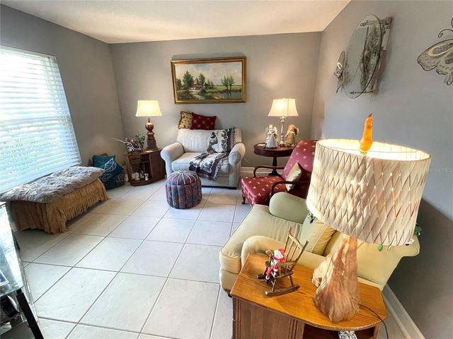 5155 NADINE STREET, Orlando, FL 32807