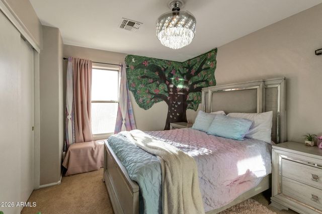 29648 N DESERT WILLOW Boulevard, San Tan Valley, AZ 85143