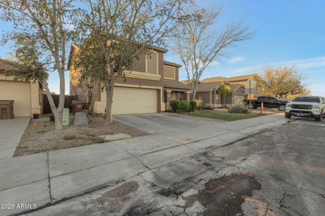 29648 N DESERT WILLOW Boulevard, San Tan Valley, AZ 85143