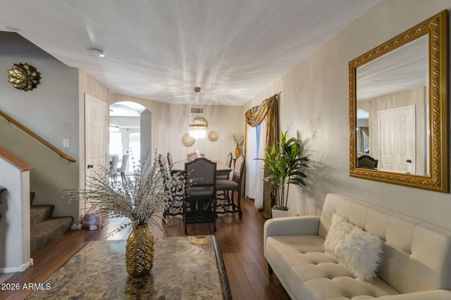 29648 N DESERT WILLOW Boulevard, San Tan Valley, AZ 85143