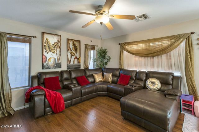 29648 N DESERT WILLOW Boulevard, San Tan Valley, AZ 85143