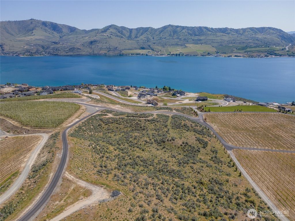 134 Westview Drive, Chelan, WA 98816