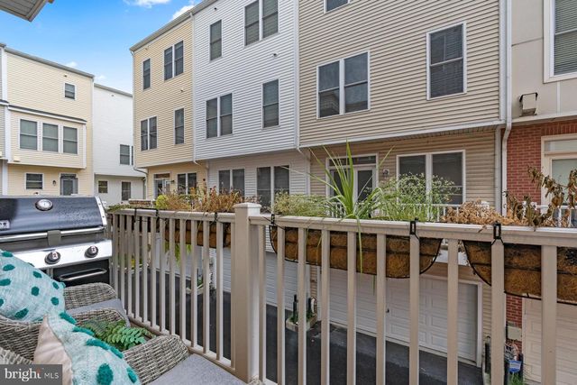 1022 3RD PL SE, Washington, DC 20003