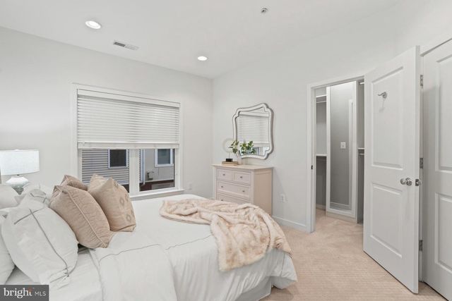 1022 3RD PL SE, Washington, DC 20003