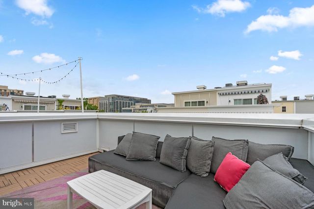 1022 3RD PL SE, Washington, DC 20003