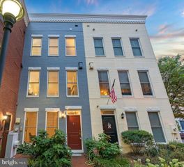 1022 3RD PL SE, Washington, DC 20003