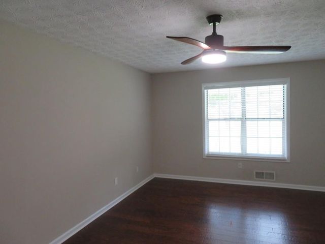 1001 Winston Way NW, Acworth, GA 30102