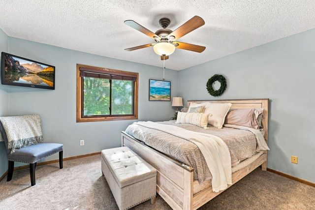 19002 Barrington Drive, Eden Prairie, MN 55346