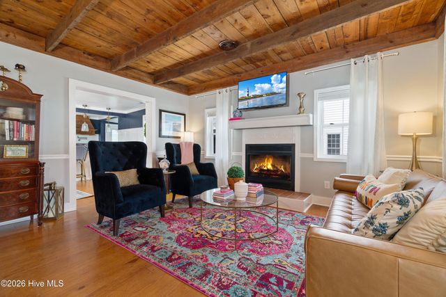 1205 Evans Street, Morehead City, NC 28557