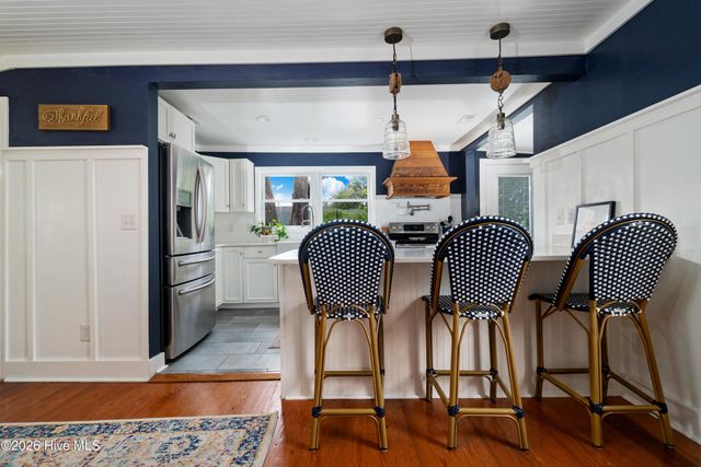 1205 Evans Street, Morehead City, NC 28557