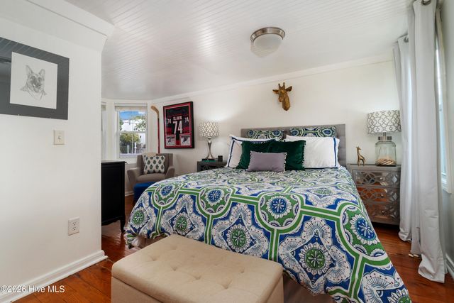 1205 Evans Street, Morehead City, NC 28557