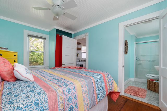 1205 Evans Street, Morehead City, NC 28557