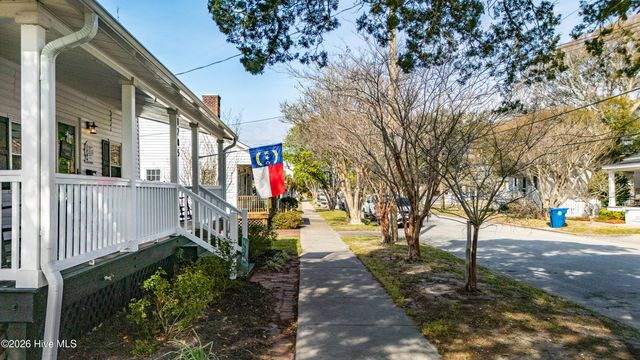 1205 Evans Street, Morehead City, NC 28557