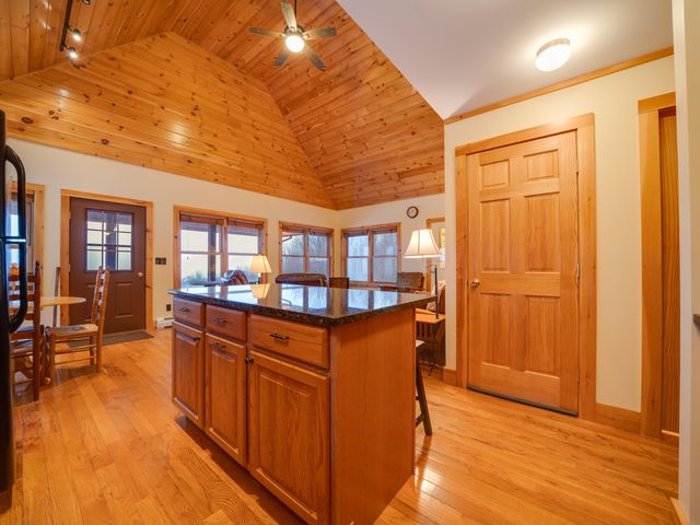 88 Short Ridge Way, Long Lake, NY 12847