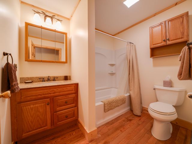 88 Short Ridge Way, Long Lake, NY 12847