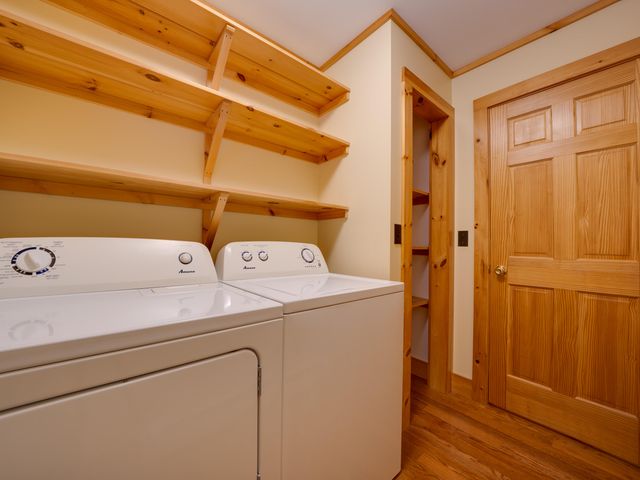 88 Short Ridge Way, Long Lake, NY 12847