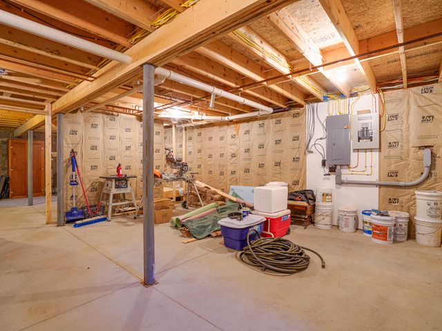 88 Short Ridge Way, Long Lake, NY 12847