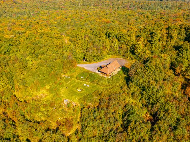 88 Short Ridge Way, Long Lake, NY 12847