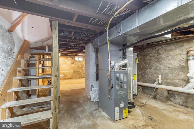 1439 E OXFORD ST, Philadelphia, PA 19125