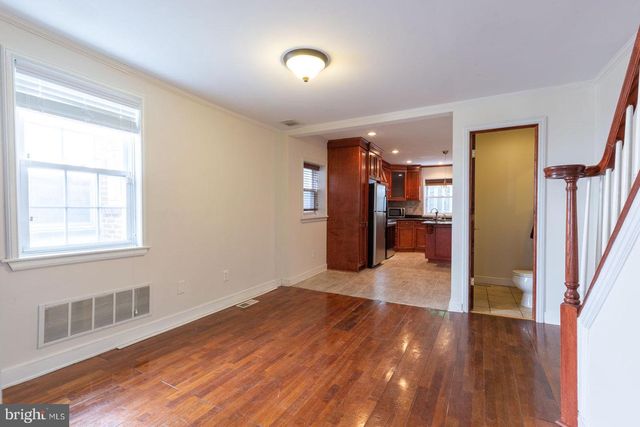 1439 E OXFORD ST, Philadelphia, PA 19125
