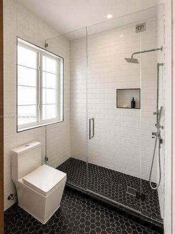 3025 Indian Creek Dr 108, Miami Beach, FL 33140
