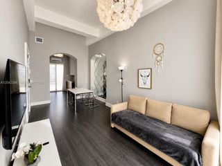 3025 Indian Creek Dr 108, Miami Beach, FL 33140