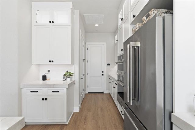 3520 Deer Park Dr, Folsom, CA 95630