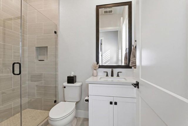 3520 Deer Park Dr, Folsom, CA 95630