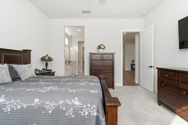 3520 Deer Park Dr, Folsom, CA 95630