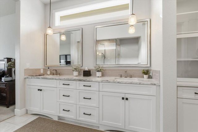 3520 Deer Park Dr, Folsom, CA 95630