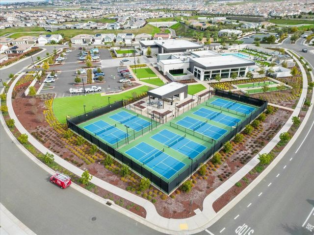 3520 Deer Park Dr, Folsom, CA 95630