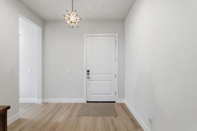 3520 Deer Park Dr, Folsom, CA 95630