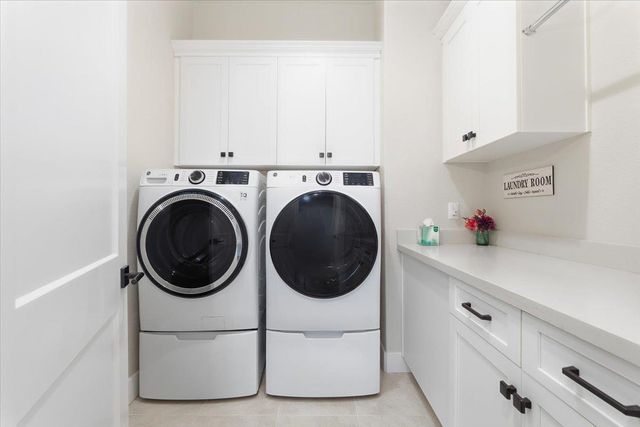 3520 Deer Park Dr, Folsom, CA 95630