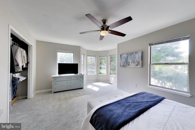 3726 BURNHAM PL NE, Washington, DC 20019