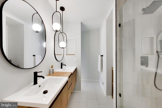 3726 BURNHAM PL NE, Washington, DC 20019