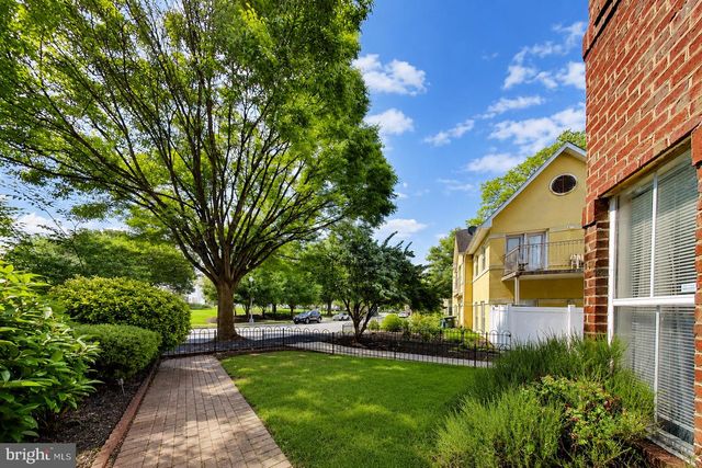 3726 BURNHAM PL NE, Washington, DC 20019