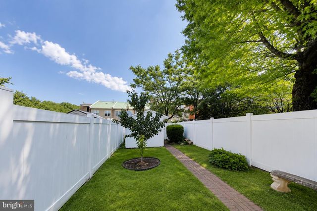 3726 BURNHAM PL NE, Washington, DC 20019