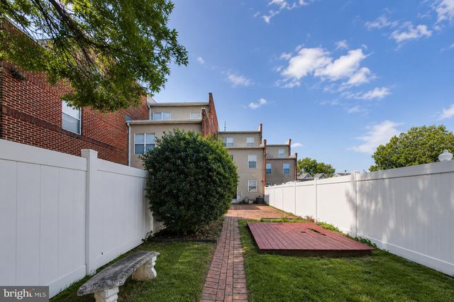 3726 BURNHAM PL NE, Washington, DC 20019