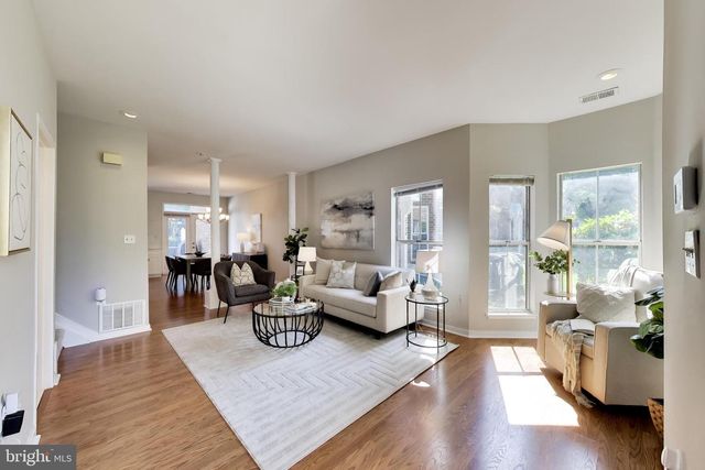 3726 BURNHAM PL NE, Washington, DC 20019