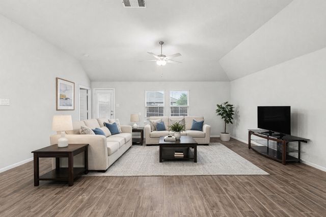 157 Greenback Trail, Fort Worth, TX 76131