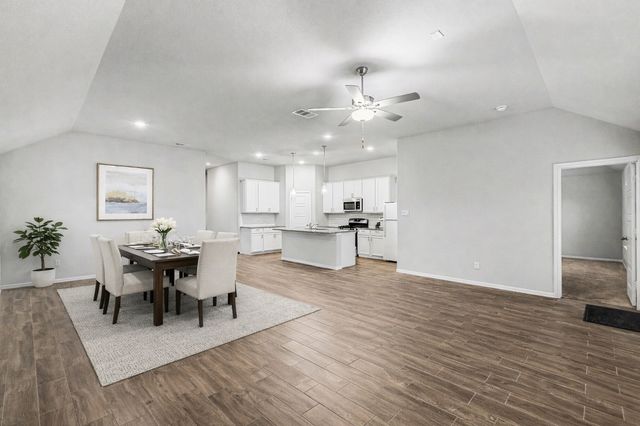 157 Greenback Trail, Fort Worth, TX 76131