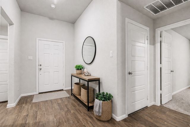 157 Greenback Trail, Fort Worth, TX 76131