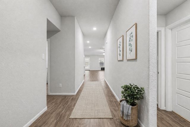 157 Greenback Trail, Fort Worth, TX 76131