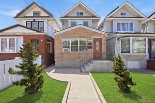 12318 85th Avenue, Kew Gardens, NY 11415