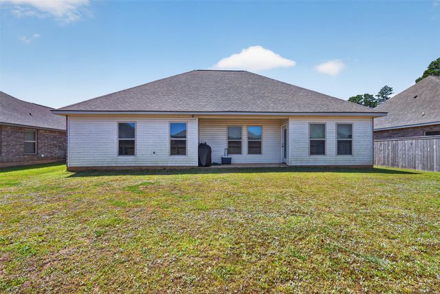 603 Cabernet Court, Haughton, LA 71037