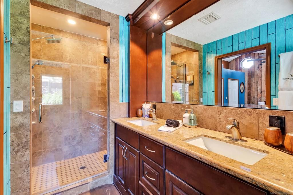 Image 21 of property listing at 60291 La Mirada Trl, Joshua Tree, CA 92252