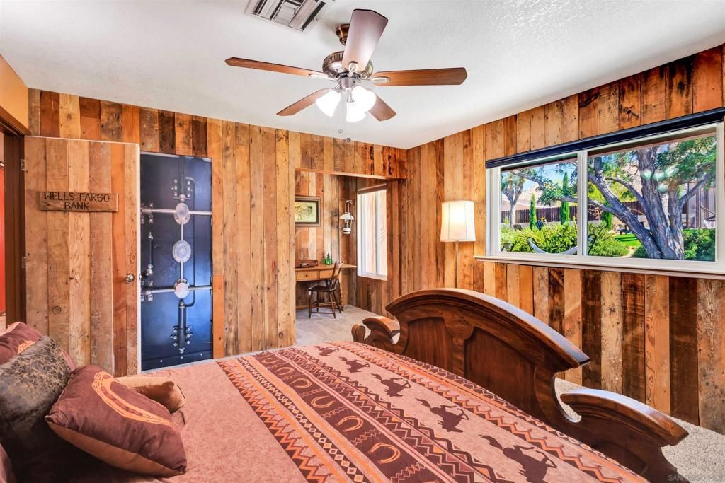 Image 24 of property listing at 60291 La Mirada Trl, Joshua Tree, CA 92252