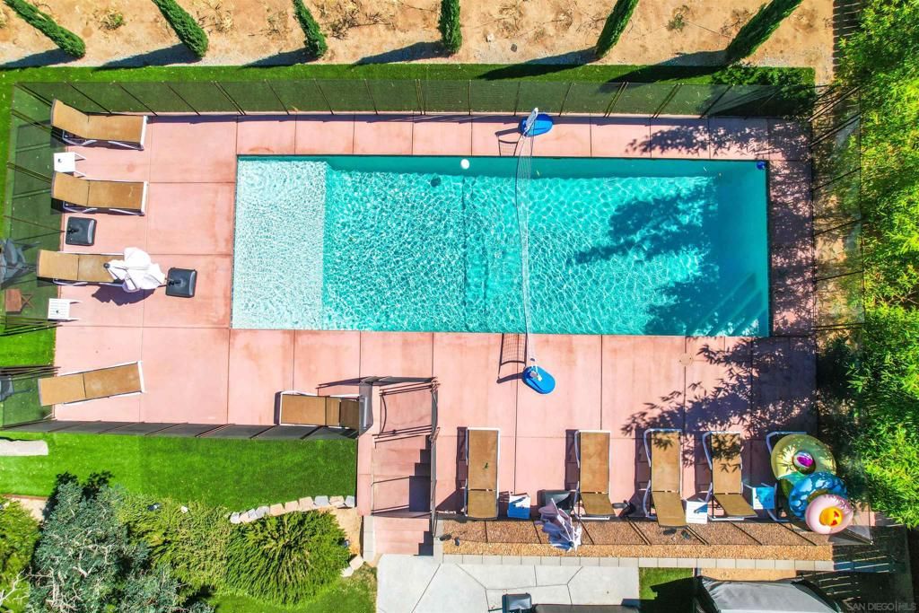 Image 63 of property listing at 60291 La Mirada Trl, Joshua Tree, CA 92252