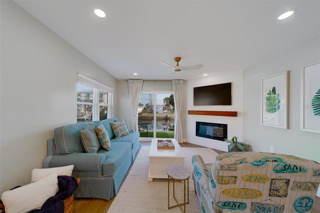 6403 LONNIE LEE LANE, Hudson, FL 34667